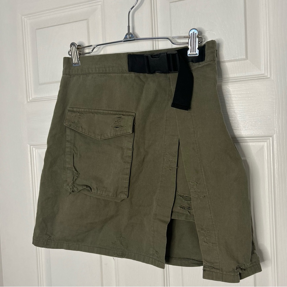 Carmar Cargo Buckle Mini Skirt - Picture 5 of 15